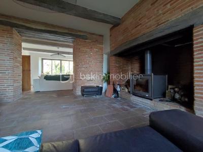 Corps de ferme - 315 m² - 10 pièces