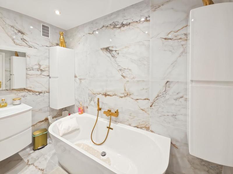 Appartement - 135 m² - 5 pièces