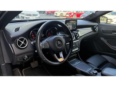 Mercedes Gla 200 7-G Dct Starlight Edition