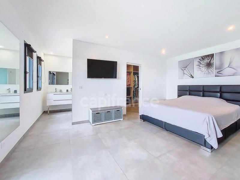 Villa - 128 m² - 4 pièces