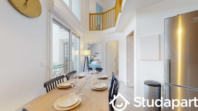 Chambre - 10 m² - 1 pièce