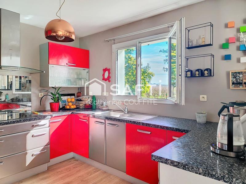 Maison - 166 m² - 7 pièces