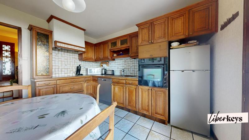 Maison - 101 m² - 5 pièces