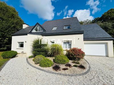 Maison - 173 m² - 7 pièces