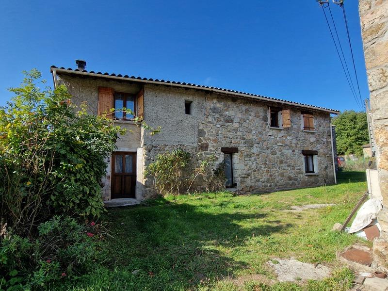 Propriété - 330 m² - 19 pièces