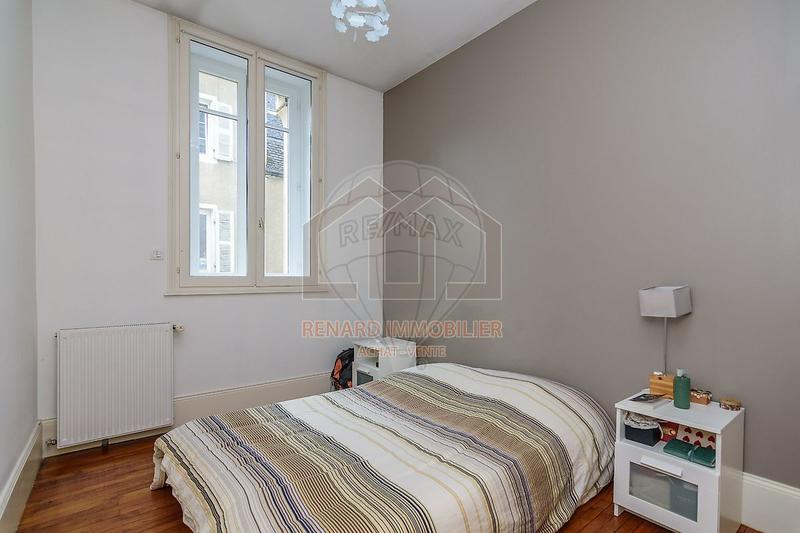 Appartement - 142 m² - 6 pièces