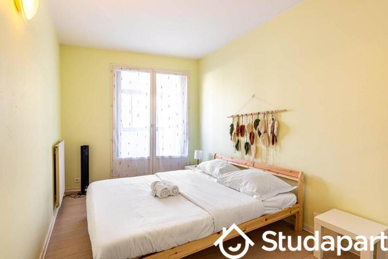 Chambre - 10 m² - 1 pièce