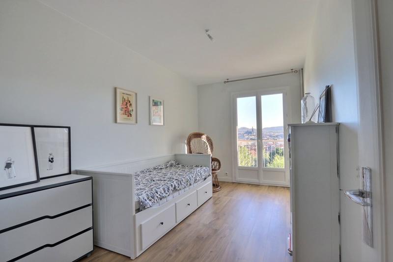 Appartement - 119 m² - 5 pièces