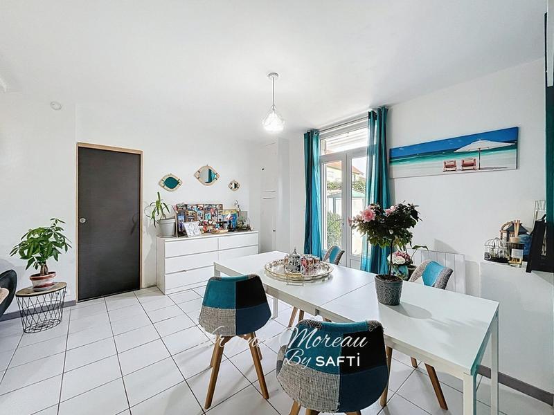 Maison - 88 m² - 4 pièces