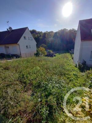 Terrain constructible - 765 m²