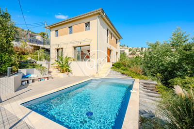 Maison - 155 m² - 4 pièces