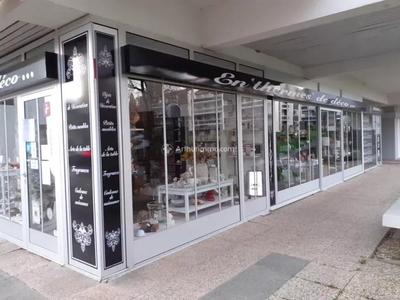 Bureau - 82 m² - 2 pièces