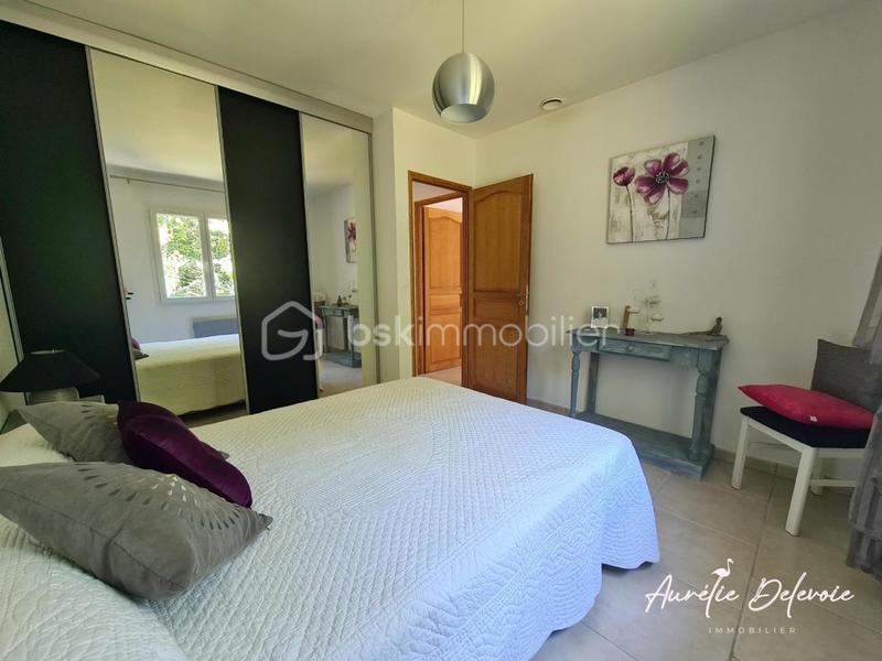 Maison traditionnelle - 135 m² - 5 pièces