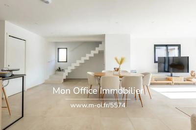 Maison de village - 108 m² - 4 pièces