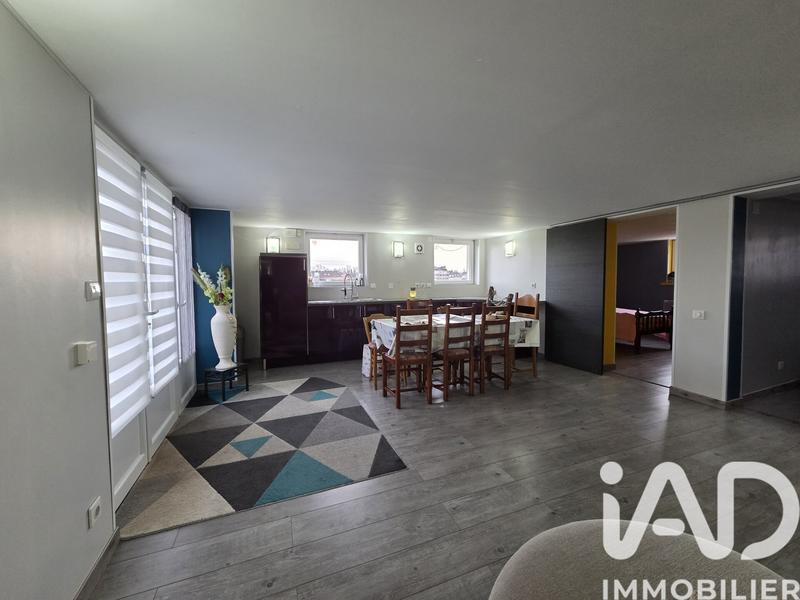 Maison - 95 m² - 7 pièces