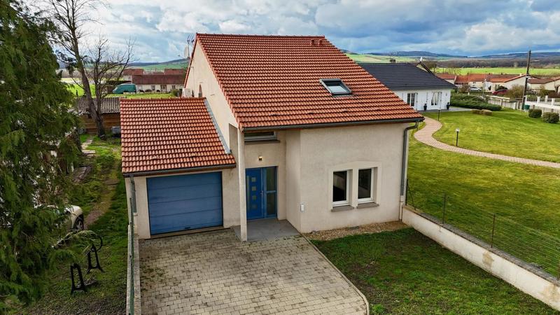 Maison - 140 m² - 6 pièces