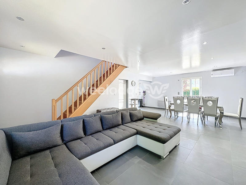 Maison - 100 m² - 6 pièces