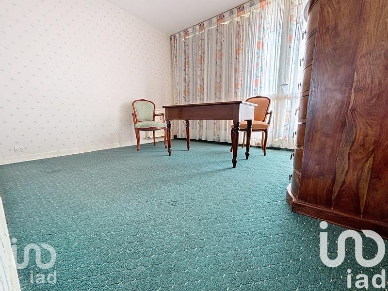 Appartement - 100 m² - 5 pièces