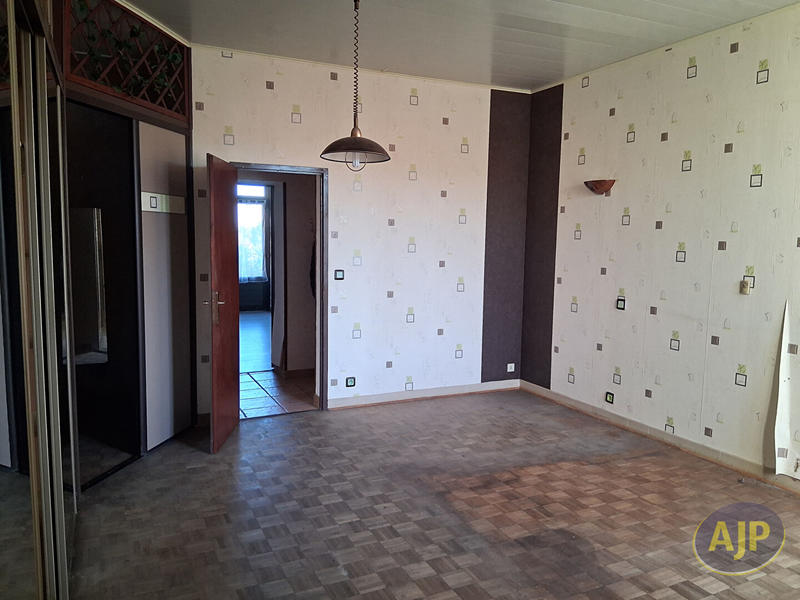 Maison - 227 m² - 5 pièces