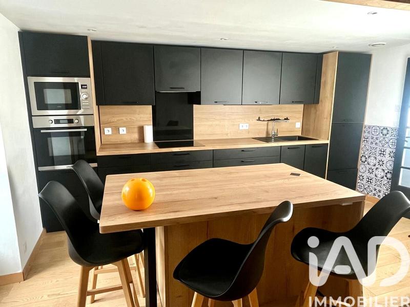 Appartement - 129 m² - 6 pièces