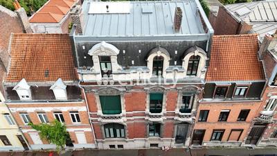 Immeuble - 650 m² - 9 pièces