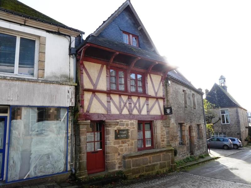 Maison en pierre - 75 m² - 3 pièces