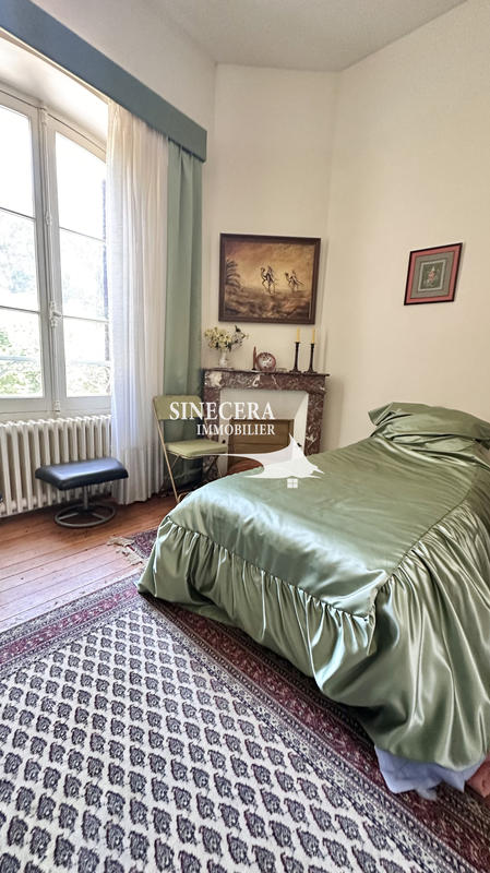 Maison - 140 m² - 9 pièces