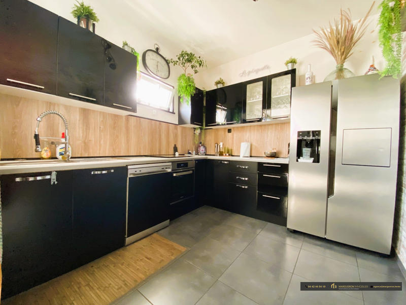 Maison - 108 m² - 4 pièces