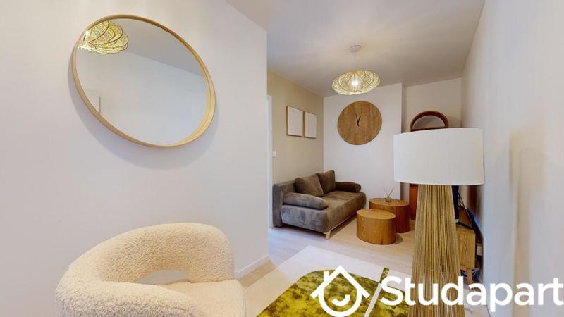 Chambre - 9 m² - 1 pièce