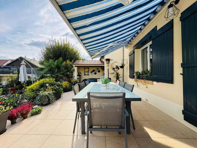 Maison de ville - 118 m² - 6 pièces