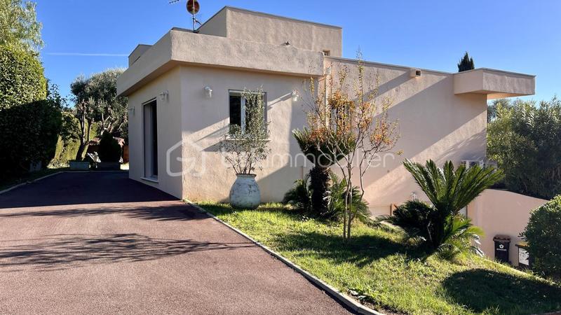 Villa - 150 m² - 6 pièces