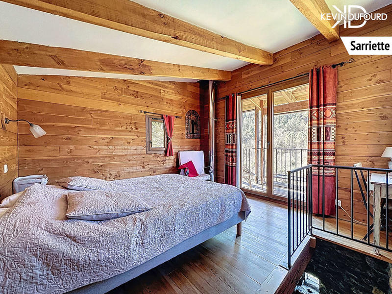 Maison - 488 m² - 19 pièces