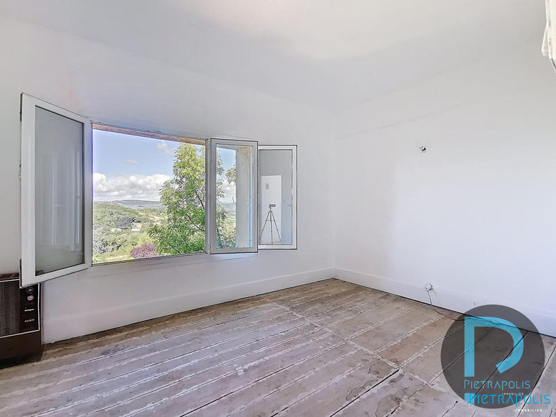 Maison ancienne - 250 m² - 7 pièces