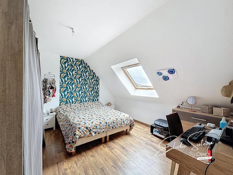 Maison - 91 m² - 5 pièces