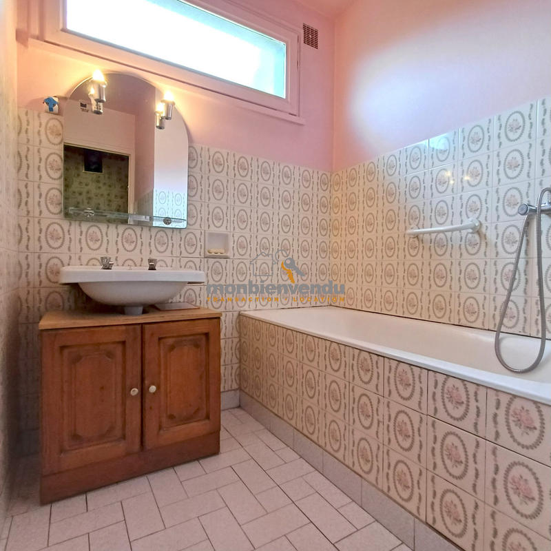 Maison ancienne - 105 m² - 5 pièces