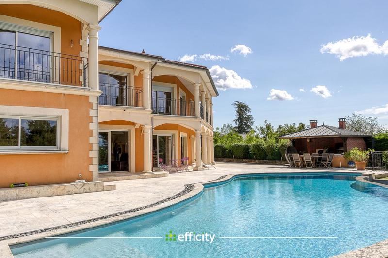 Maison d'architecte - 300 m² - 10 pièces