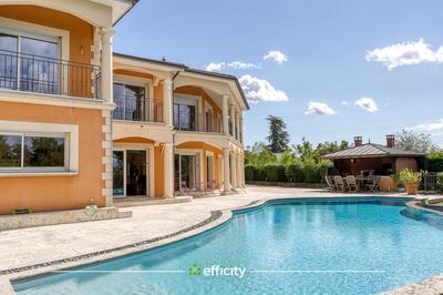 Maison d'architecte - 300 m² - 10 pièces