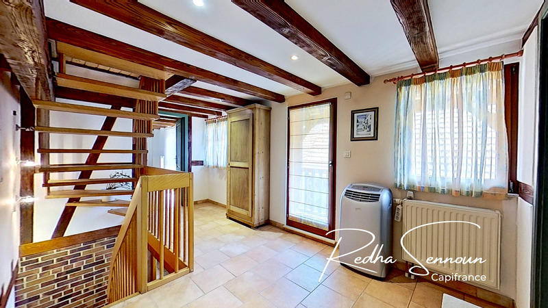 Propriété - 155 m² - 5 pièces