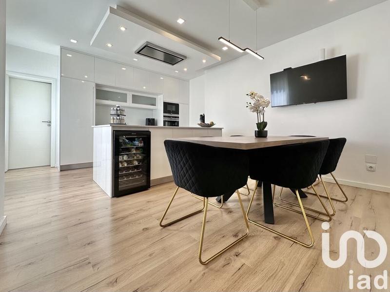 Maison de ville - 200 m² - 6 pièces