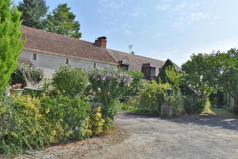 Maison - 187 m² - 10 pièces