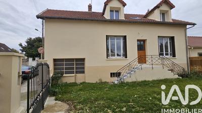 Maison - 135 m² - 6 pièces