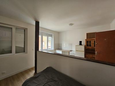 Maison - 200 m² - 11 pièces