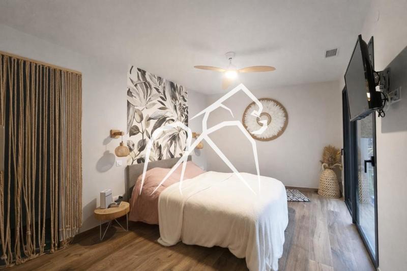 Maison ancienne - 190 m² - 6 pièces