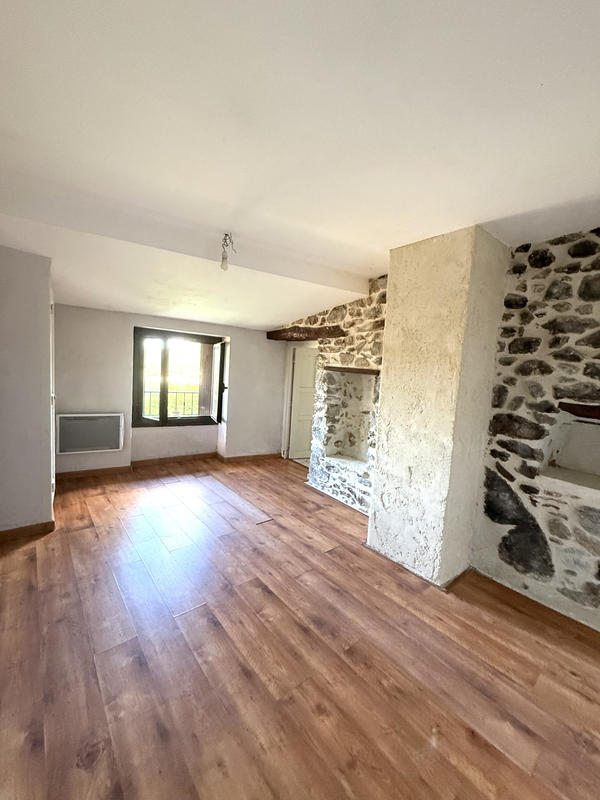 Maison - 96 m² - 4 pièces