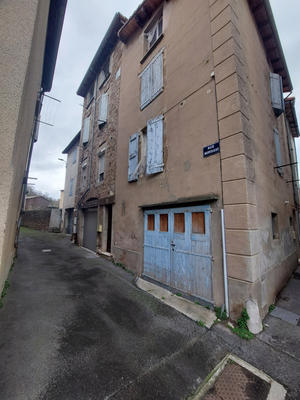 Maison de village - 116 m² - 7 pièces