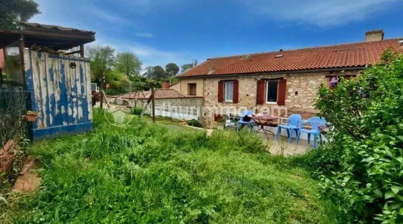 Maison - 181 m² - 8 pièces