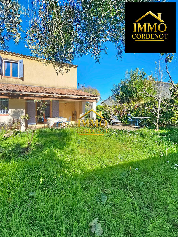 Villa - 80 m² - 4 pièces