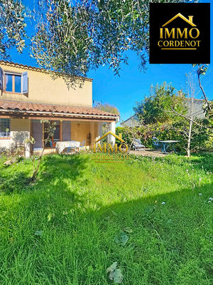 Villa - 80 m² - 4 pièces