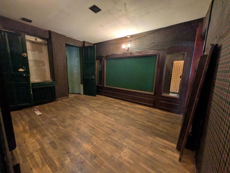 Maison - 180 m² - 3 pièces