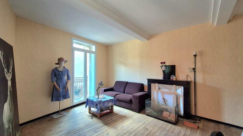 Maison - 212 m² - 8 pièces